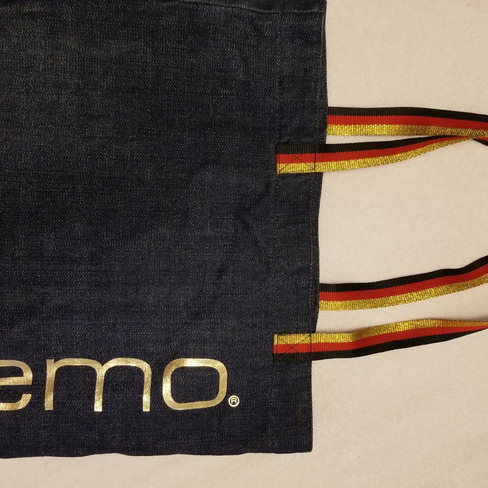 Demo tote bag